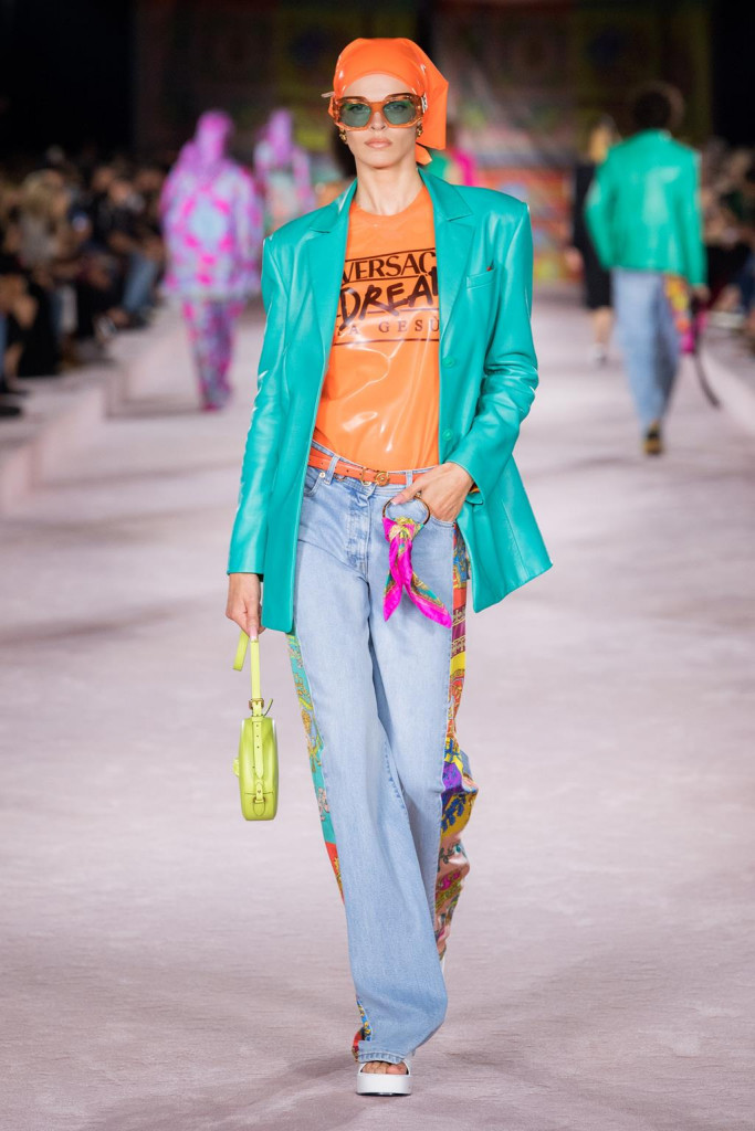 Versace donna primavera-estate 2022: tutte le foto della sfilata - Fashion  Times