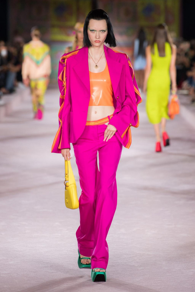 versace donna primavera-estate 2022 milano fashion week
