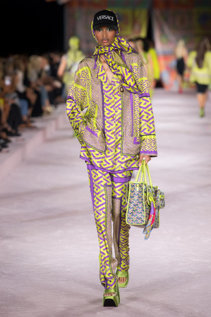 versace donna primavera-estate 2022 milano fashion week
