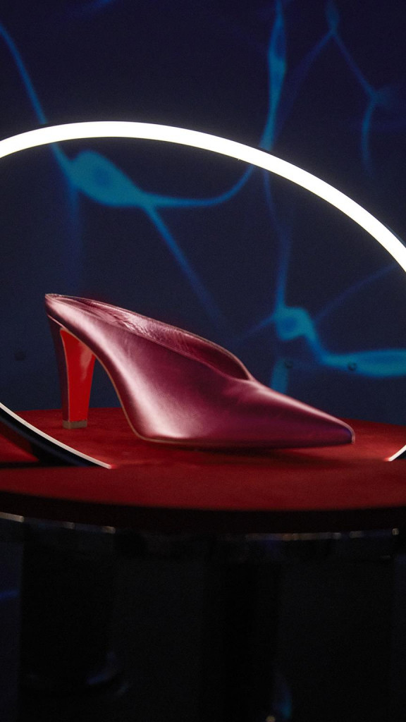 christian louboutin primavera estate collezione donna scarpe borse accessori