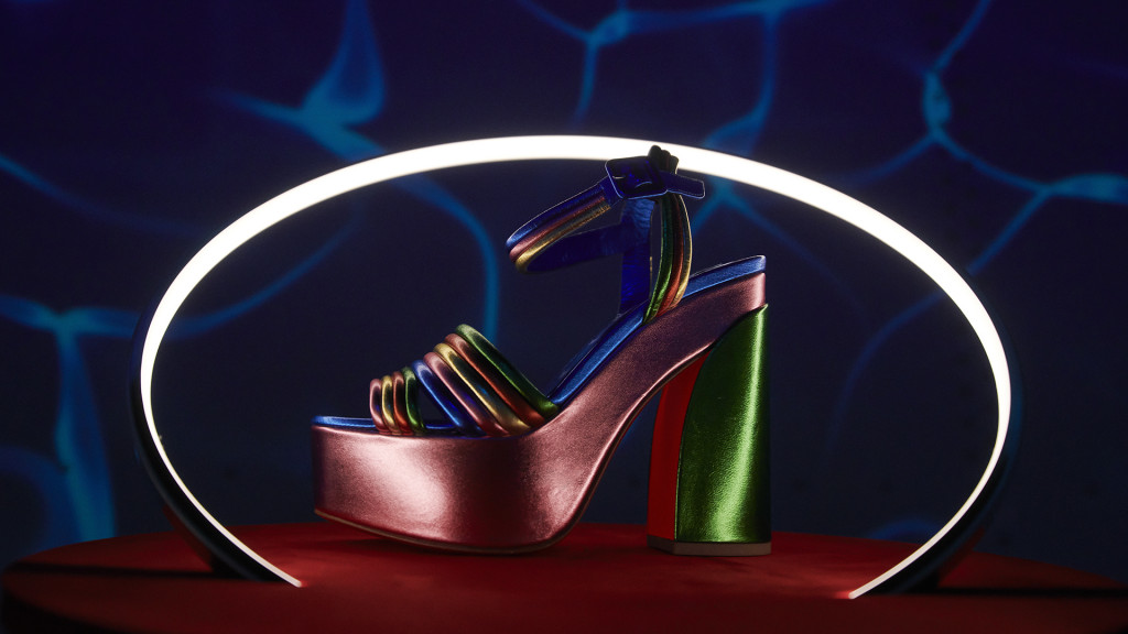 christian louboutin primavera estate collezione donna scarpe borse accessori