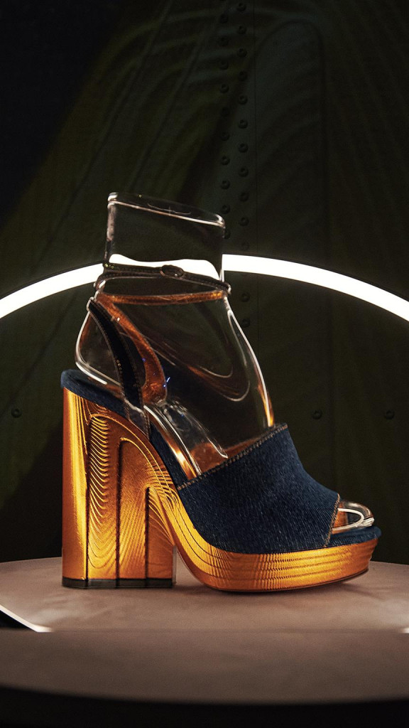 christian louboutin primavera estate collezione donna scarpe borse accessori