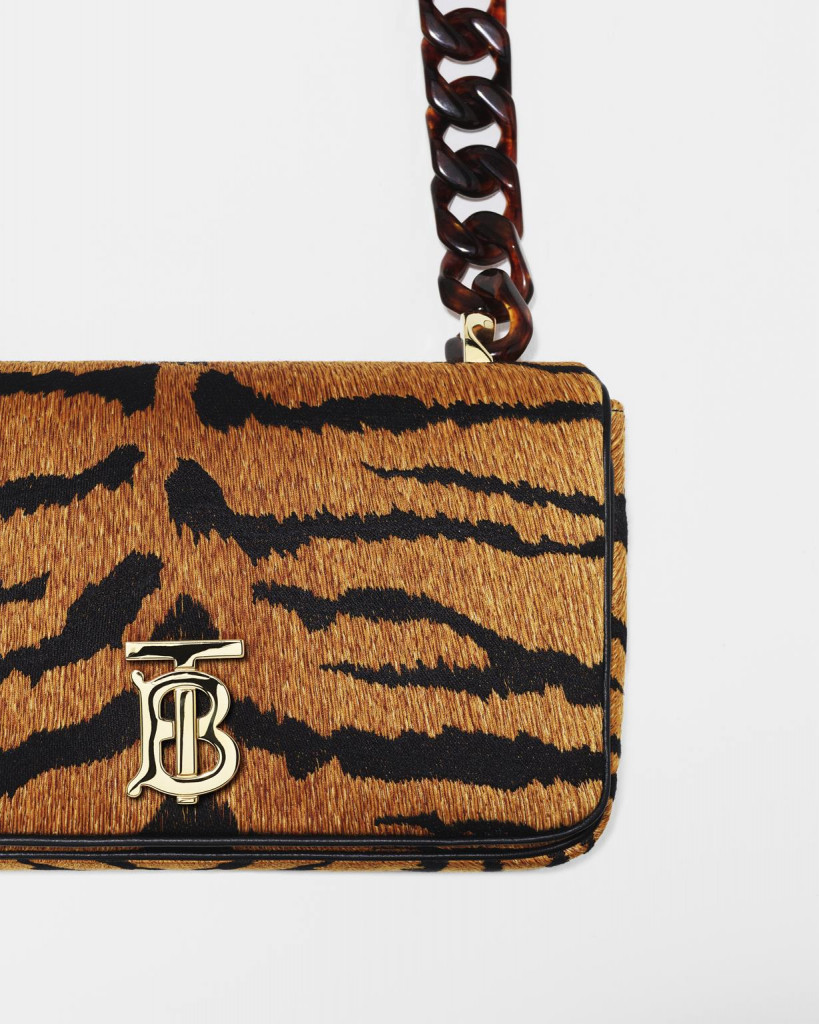 burberry collezione capodanno cinese anno della tigre