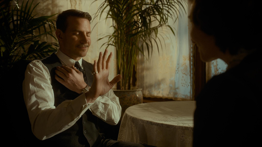 nightmare alley la fiera delle illusioni foto cate blanchett rooney mara bradley cooper