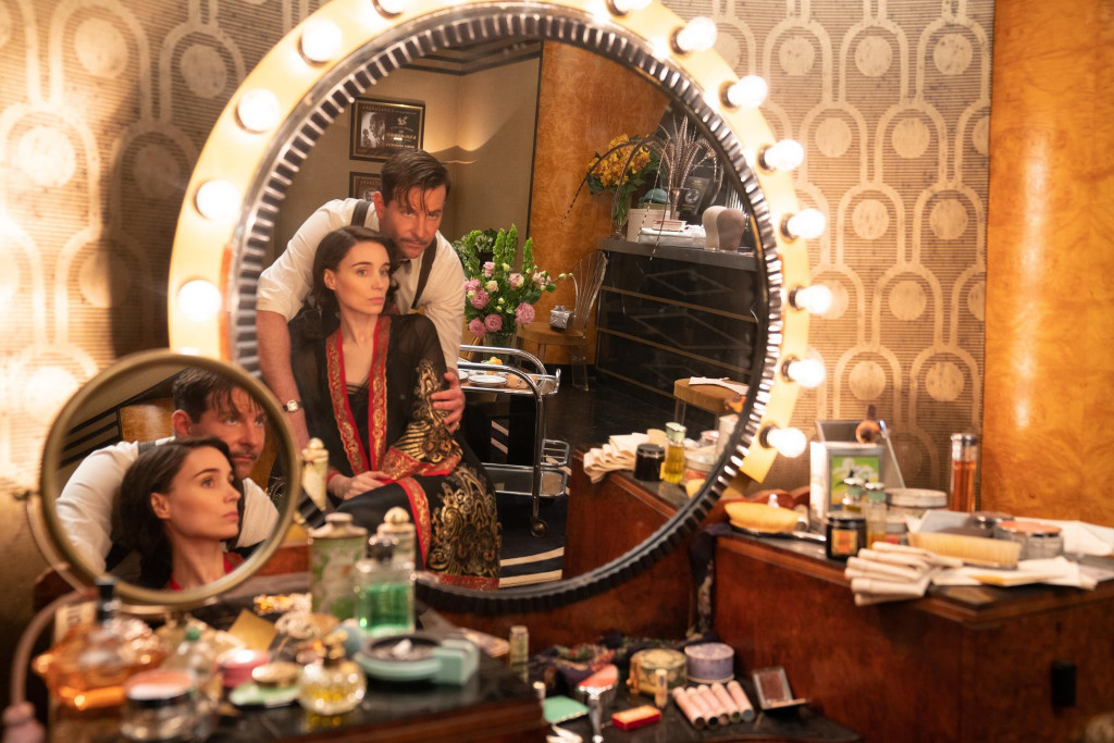nightmare alley la fiera delle illusioni foto cate blanchett rooney mara bradley cooper