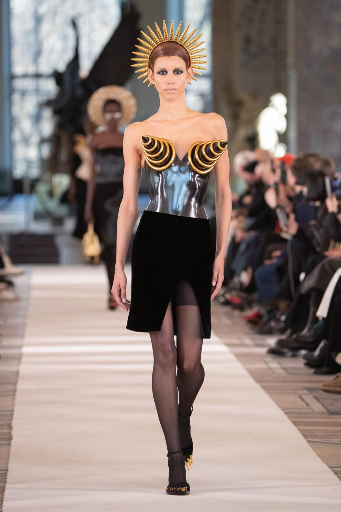 schiaparelli sfilata parigi