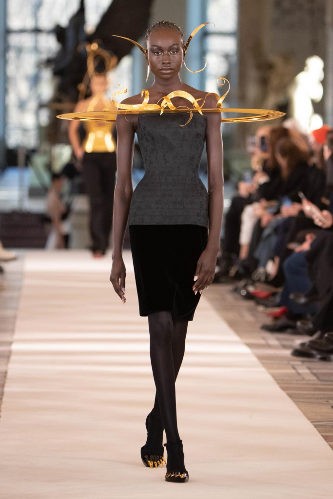 schiaparelli sfilata parigi