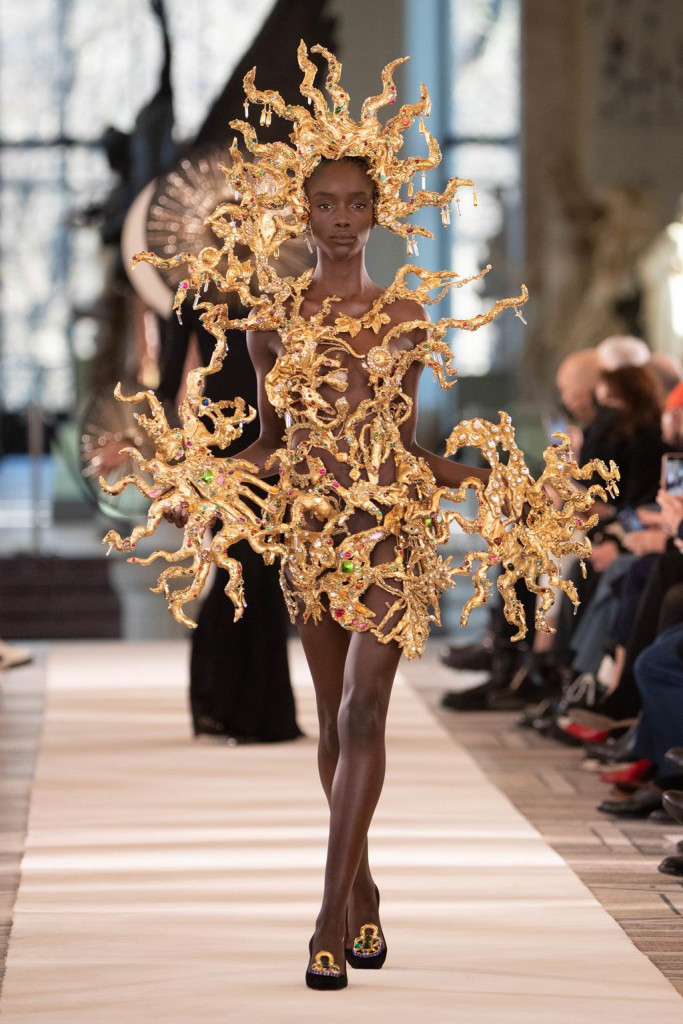 schiaparelli sfilata parigi