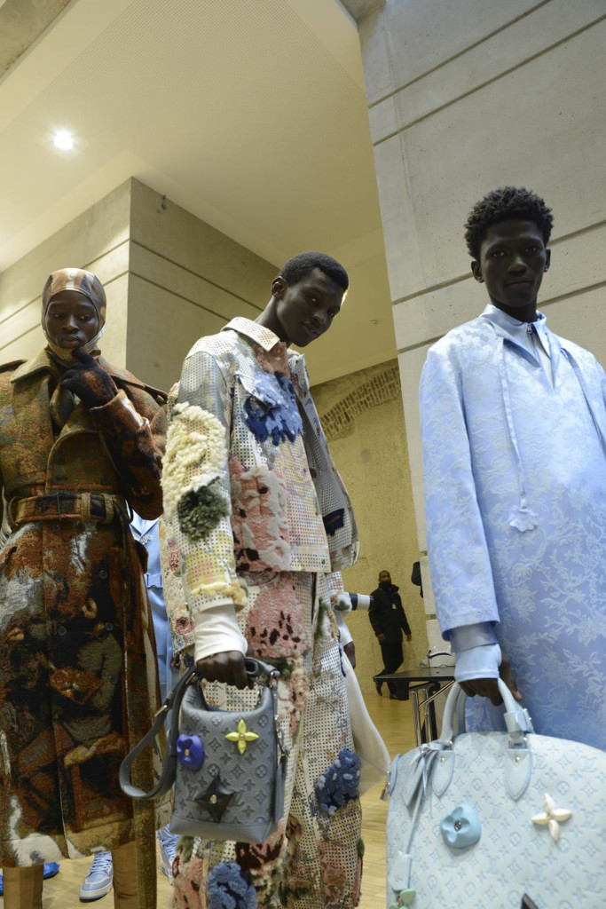 sfilata louis vuitton modelli backstage