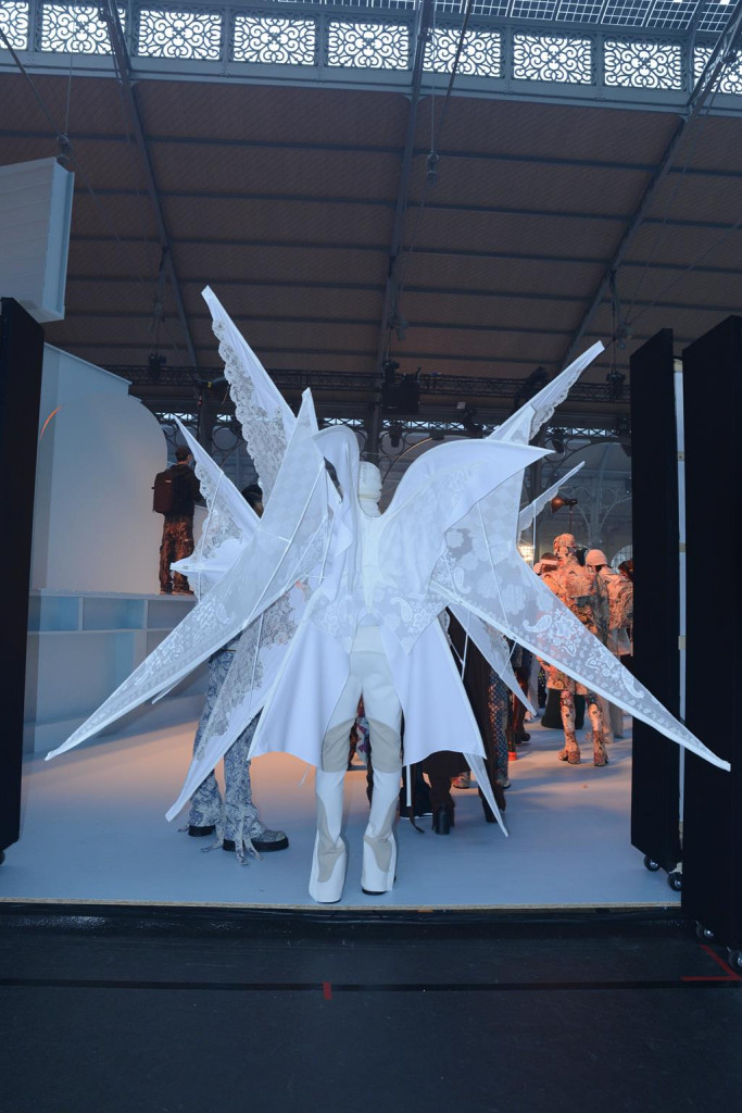 sfilata louis vuitton modelli backstage