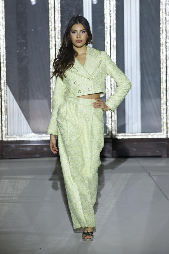 LARENA DAN SS22