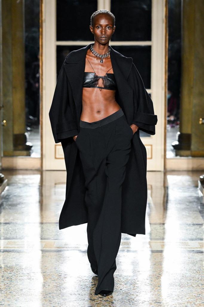 sfilata ermanno scervino collezione donna autunno inverno milano fashion week