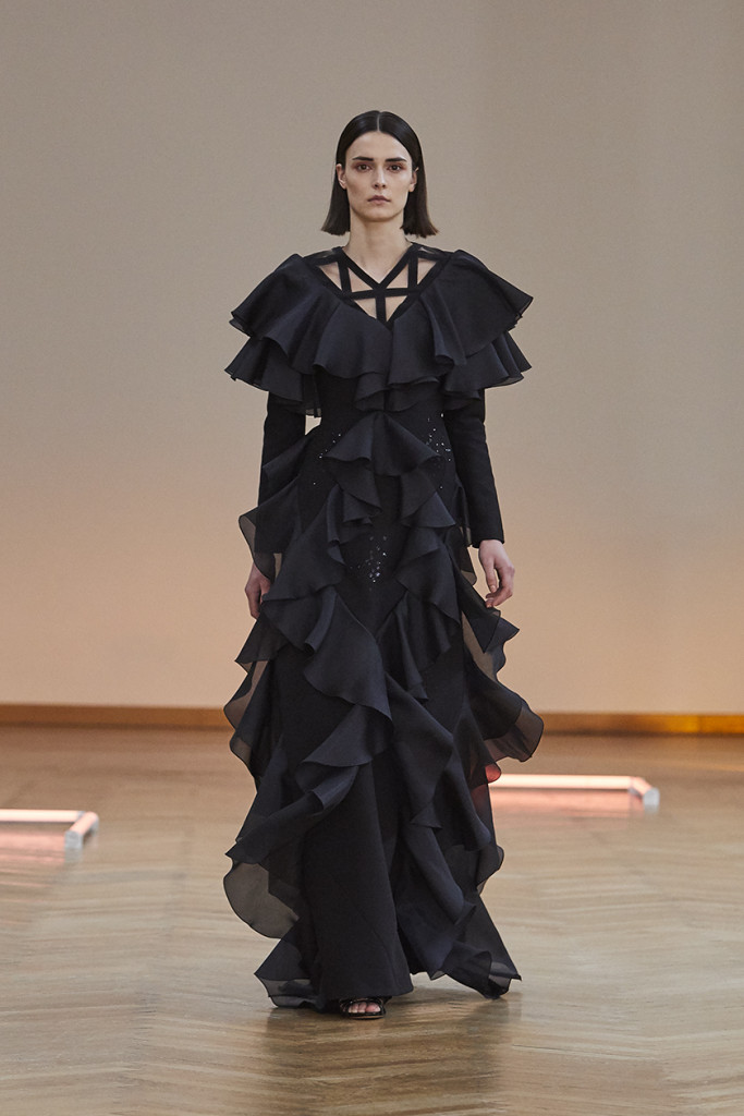 sfilata ramzen milano fashion week collezione donna autunno inverno