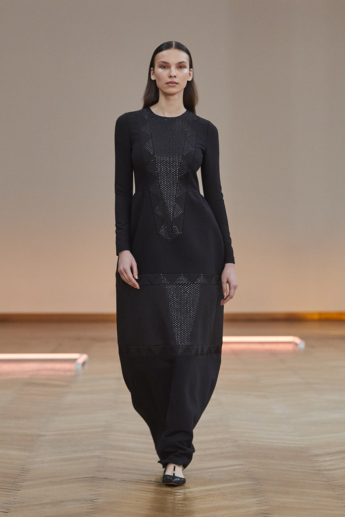 sfilata ramzen milano fashion week collezione donna autunno inverno