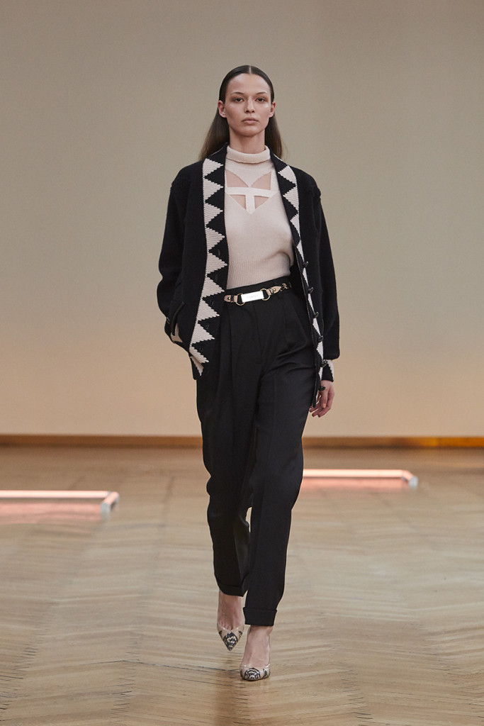 sfilata ramzen milano fashion week collezione donna autunno inverno