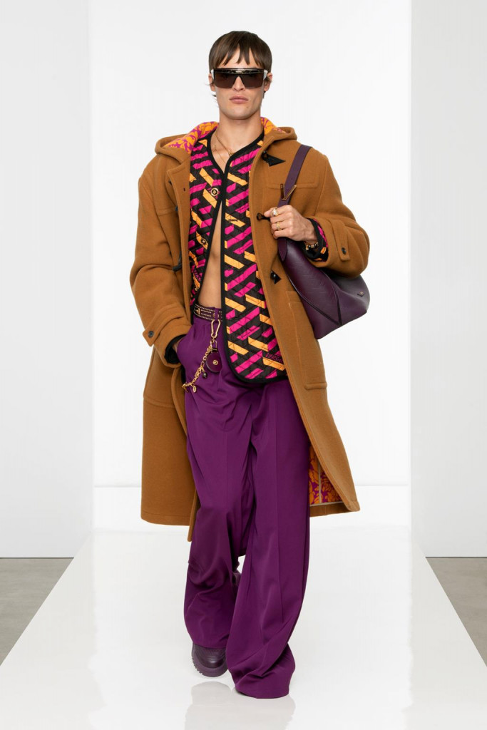 sfilata versace autunno inverno collezione uomo
