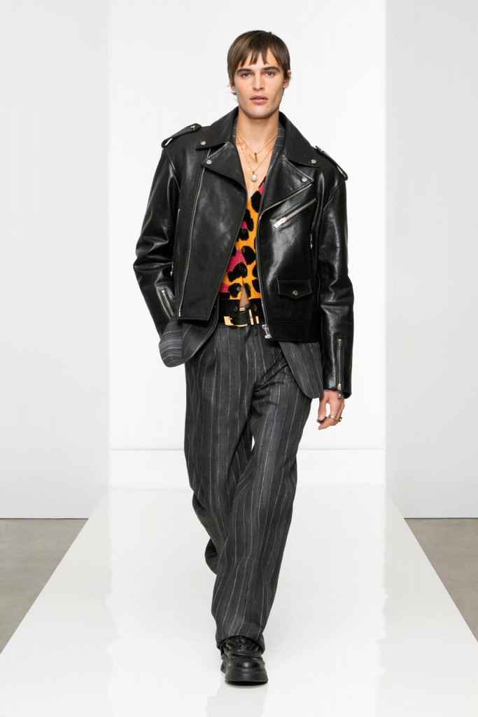 sfilata versace autunno inverno collezione uomo