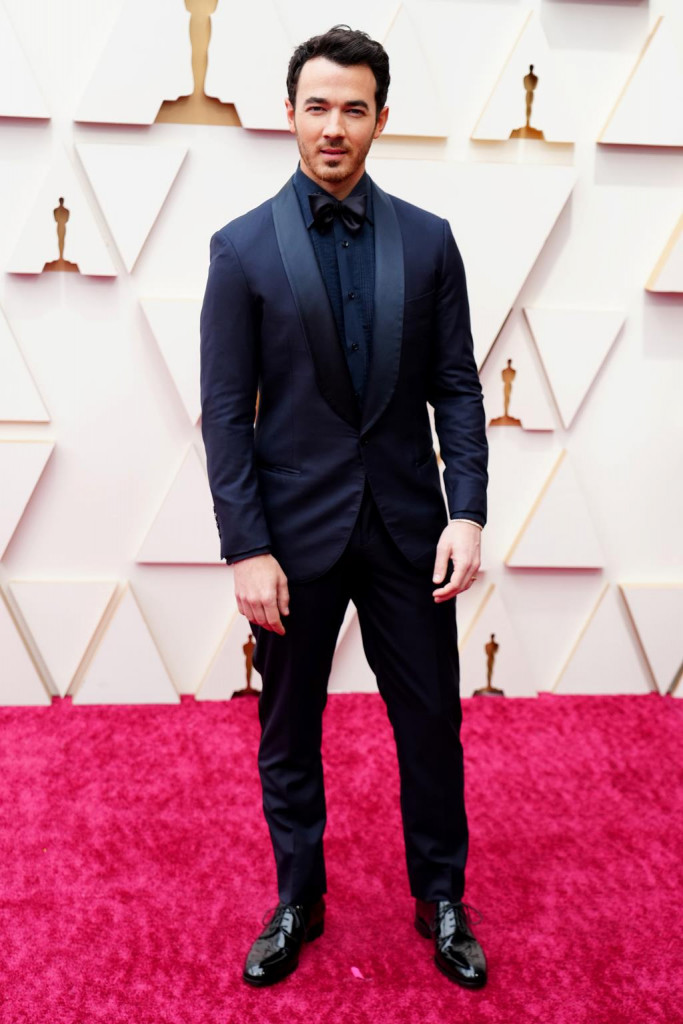 Kevin Jonas in Brunello Cucinelli