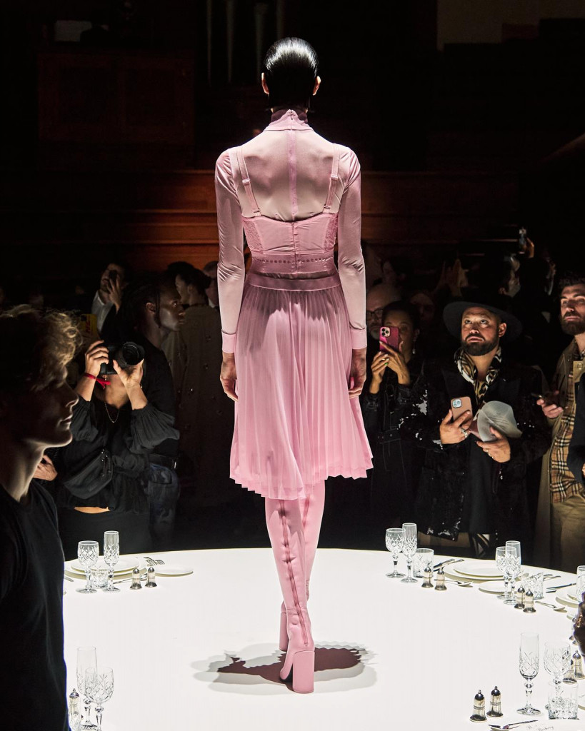 sfilata burberry donna autunno inverno