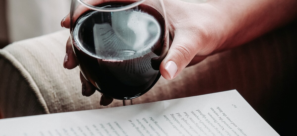 vino e libri abbinamento