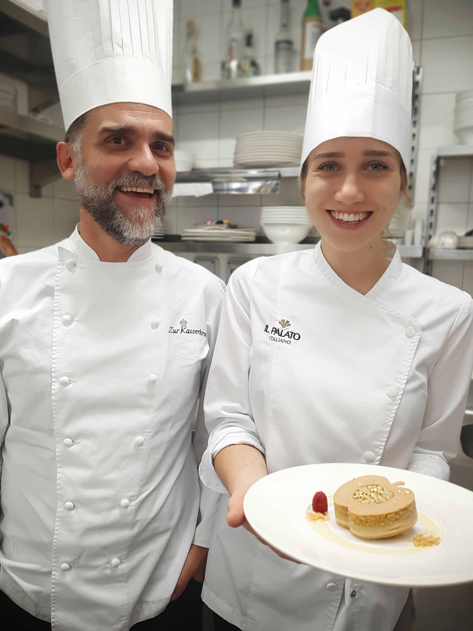 Chef Filippo Sinisgalli e Alice Vialetto Pasticcera del Ristorante Zur Kaiserkron Bolzano_La Mela