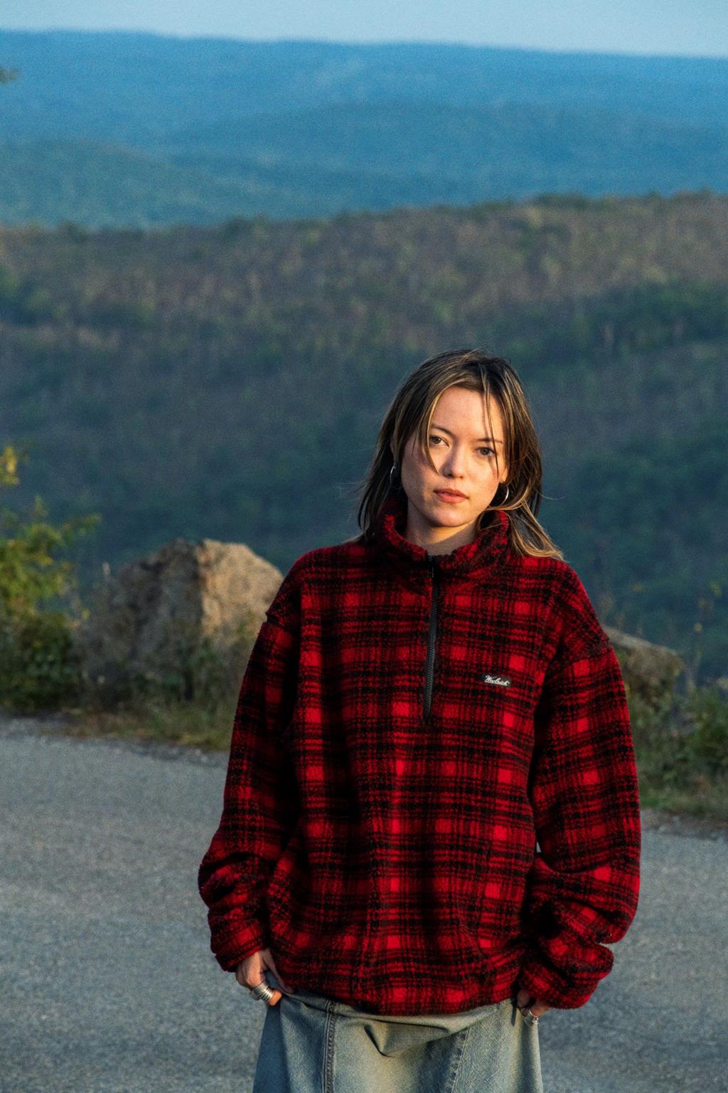 Woolrich presenta la capsule con Serving The People 