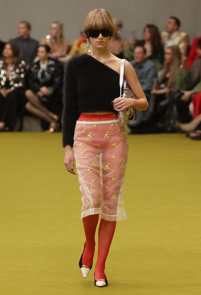 gucci collezione donna foto sfilata autunno inverno