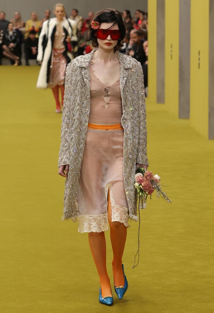 gucci collezione donna foto sfilata autunno inverno
