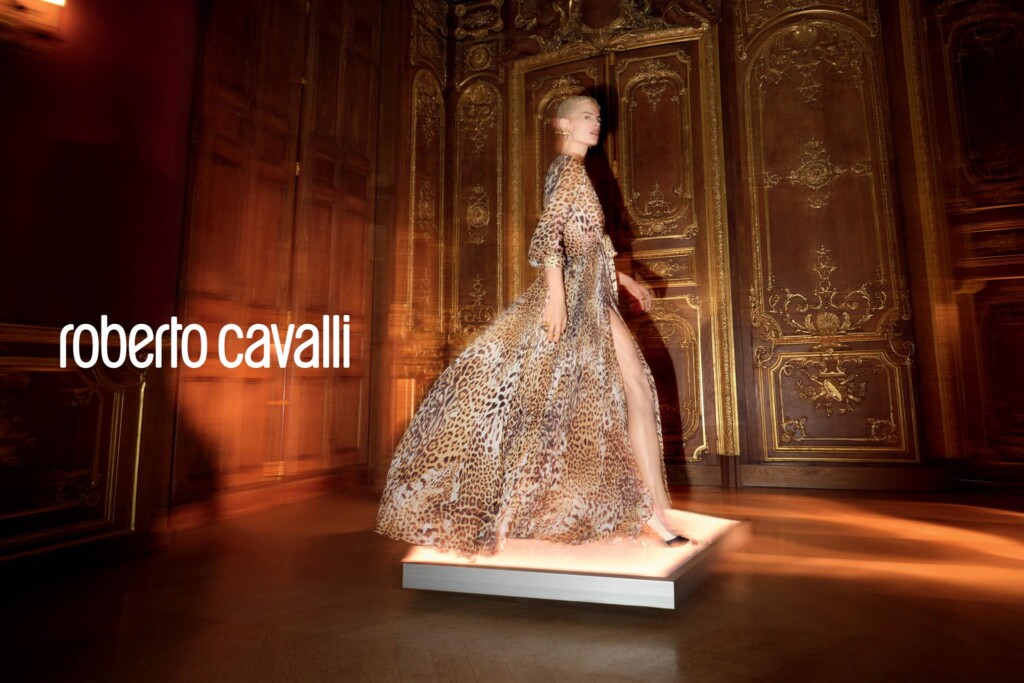 roberto cavalli campagna pubblicitaria