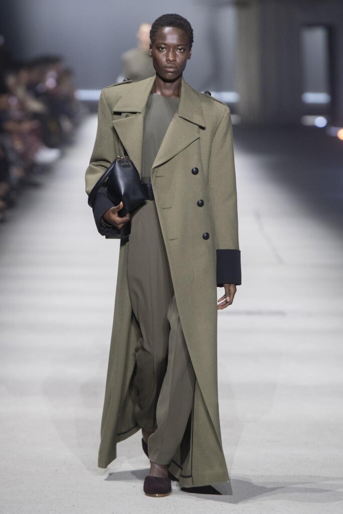 tod's sfilata collezione donna autunno inverno foto