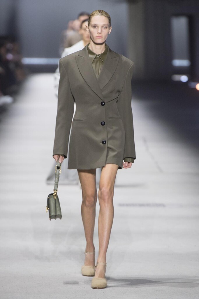 tod's sfilata collezione donna autunno inverno foto
