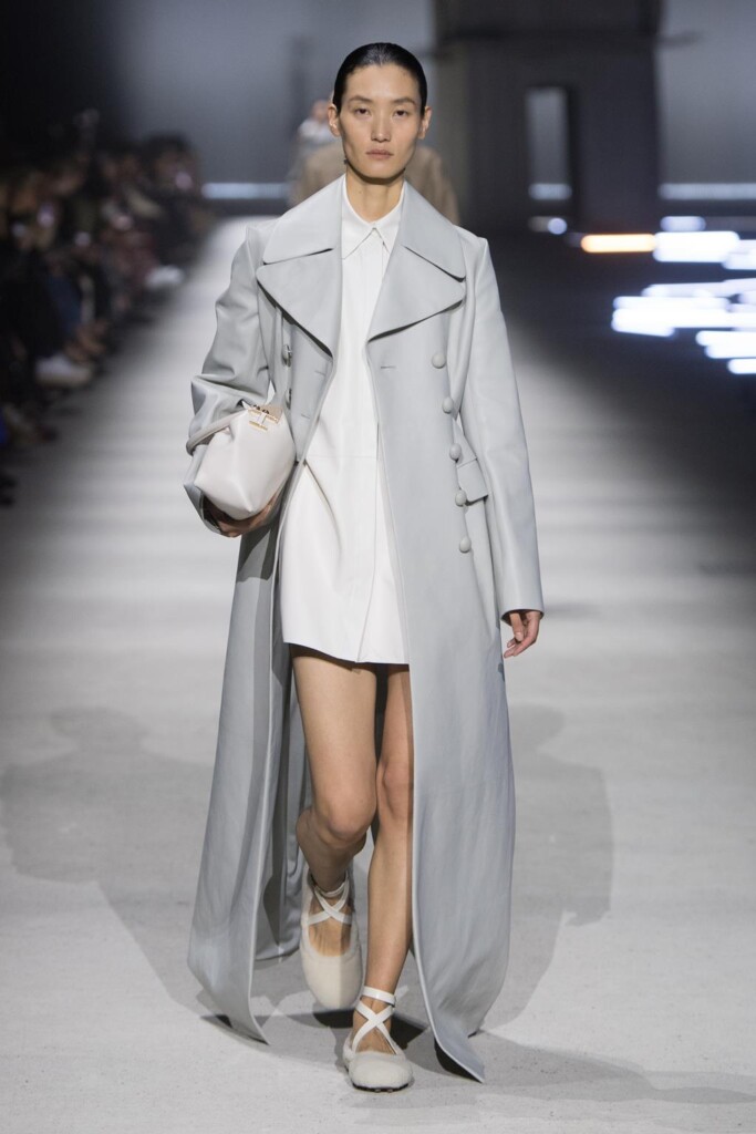 tod's sfilata collezione donna autunno inverno foto