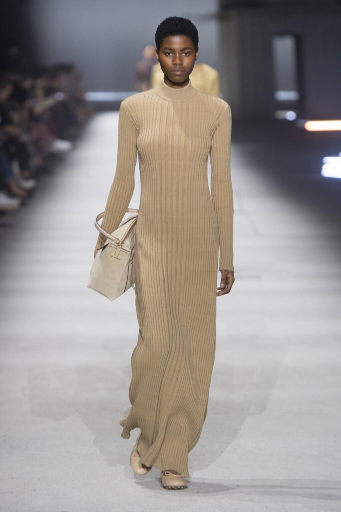tod's sfilata collezione donna autunno inverno foto
