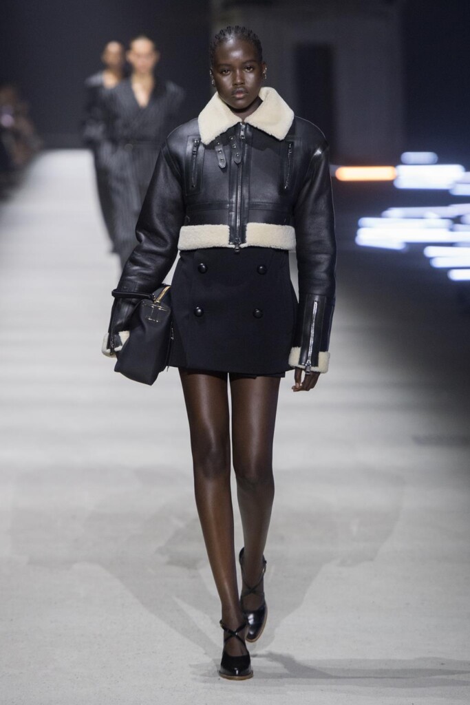 tod's sfilata collezione donna autunno inverno foto