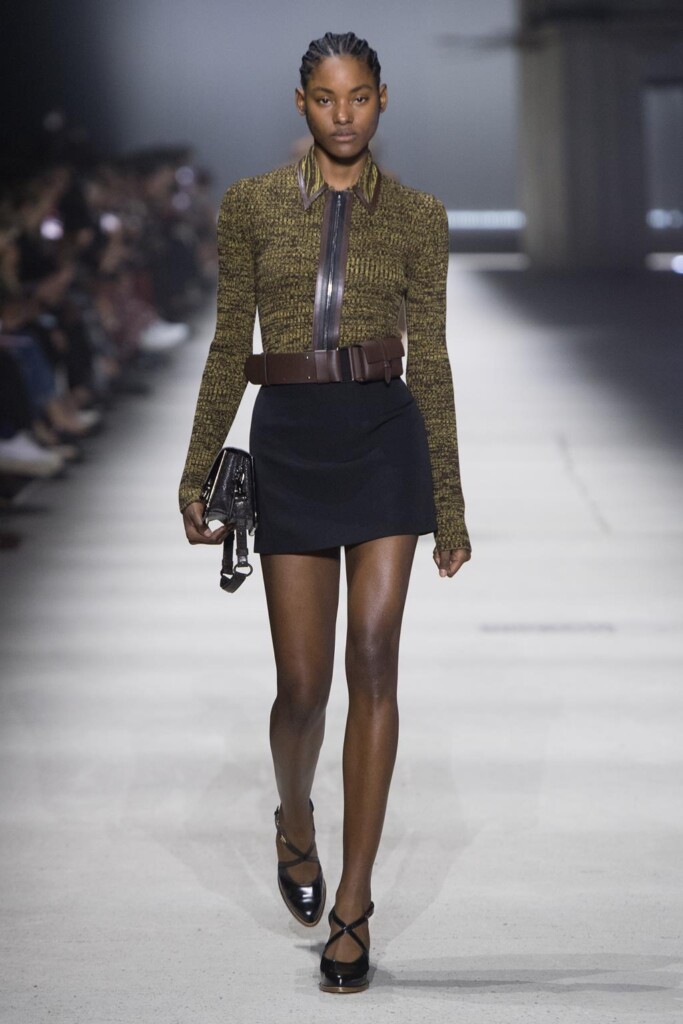 tod's sfilata collezione donna autunno inverno foto