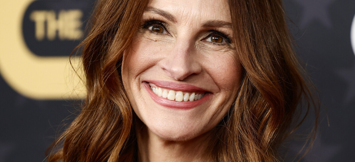 LOS ANGELES, CALIFORNIA - JANUARY 15: Julia Roberts attends the 28th Annual Critics Choice Awards at Fairmont Century Plaza on January 15, 2023 in Los Angeles, California. (Photo by Frazer Harrison/Getty Images)