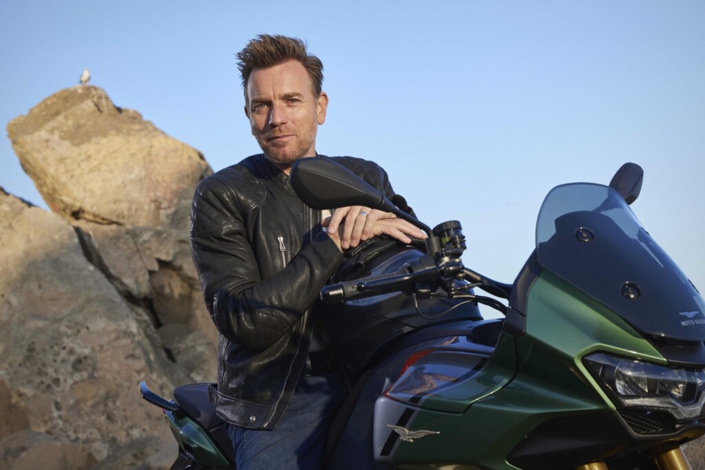 ewan mcgregor moto guzzi foto