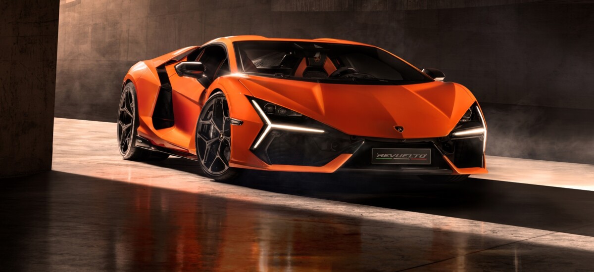 nuova lamborghini con pneumatici bridgestone