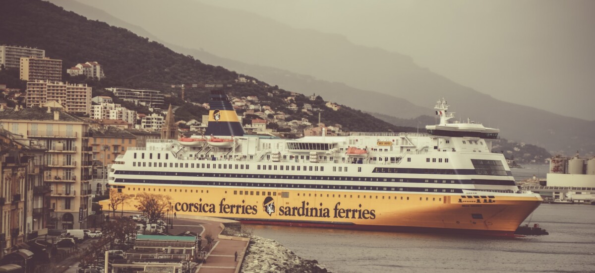 traghetto sardegna
