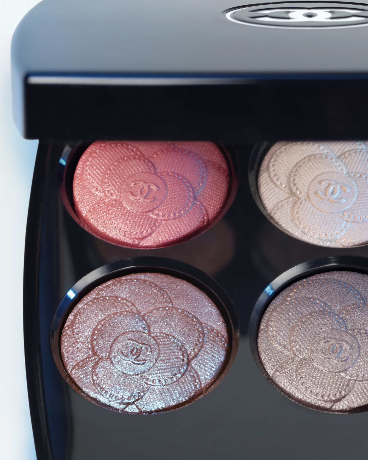 camelia futura chanel nuova collezione make-up primavera