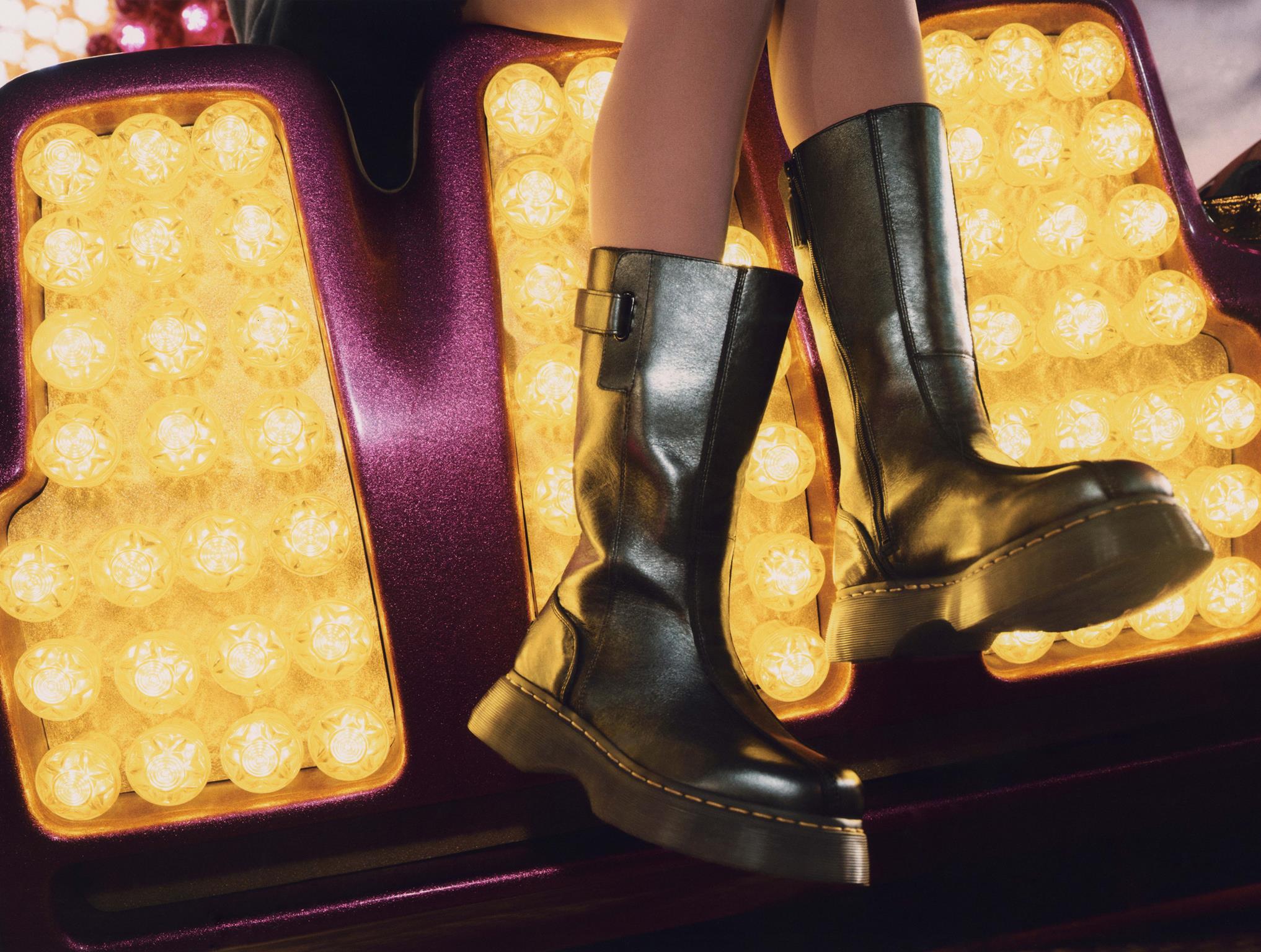 Dr. Martens con il nuovo stivale Buzz Hi