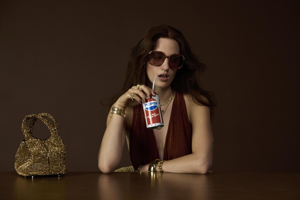 MOTHER THE HUSTLER CAPSULE ANNI 70