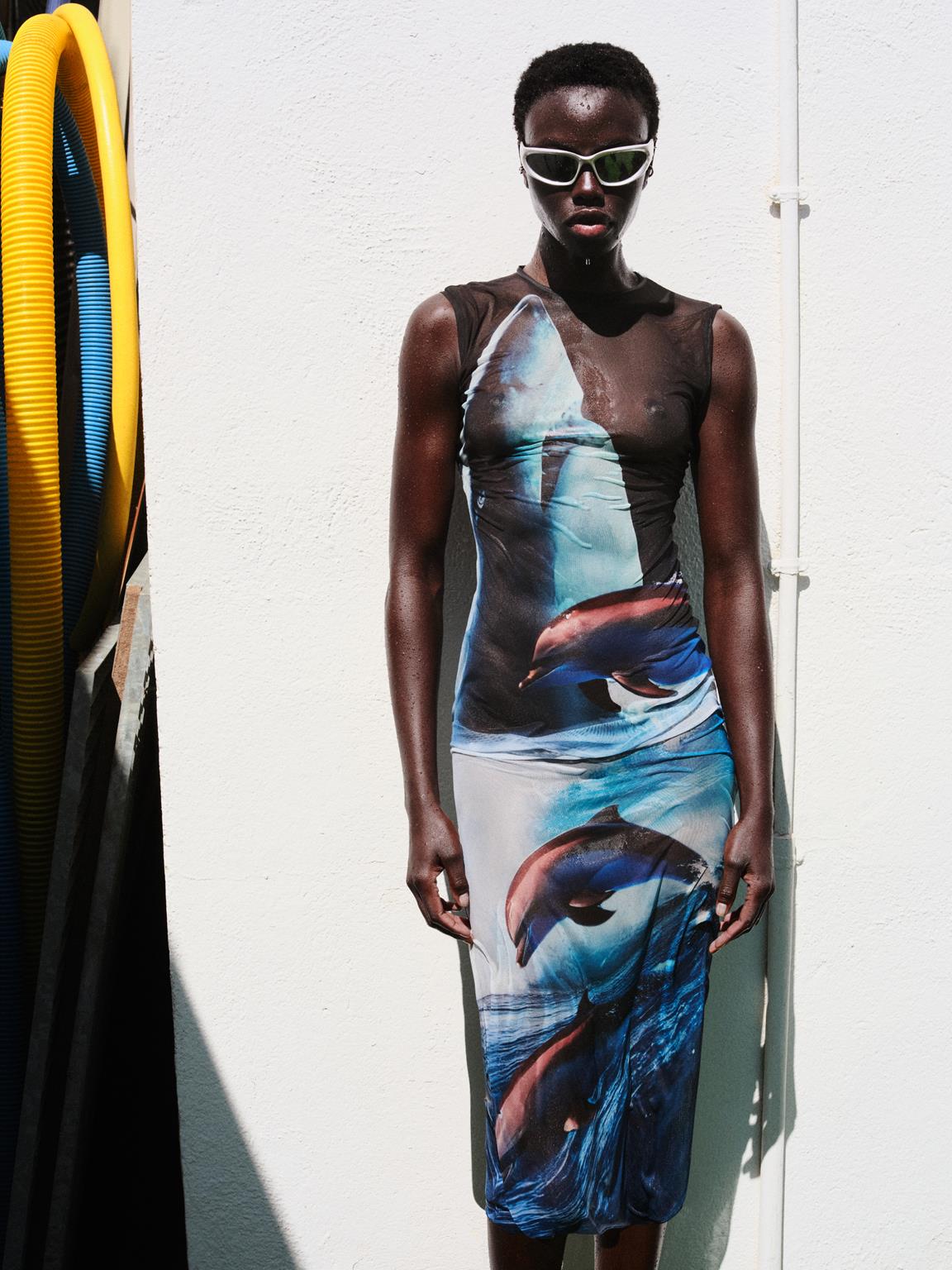 Beyond the Sea Surface Desigual e BOTTER “High Tides 