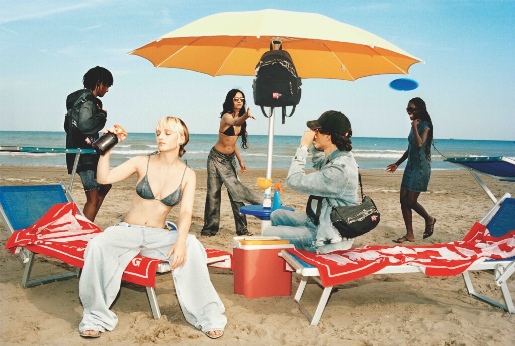 capsule collection diesel eastpak zaini borse accessori collaborazione (1)