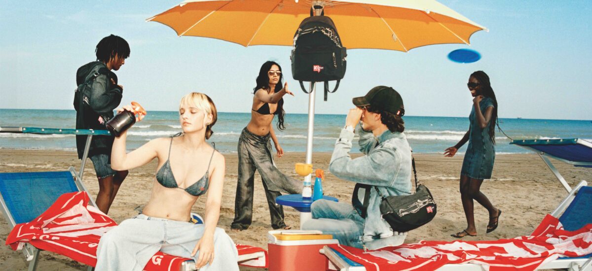capsule collection diesel eastpak zaini borse accessori collaborazione (1)