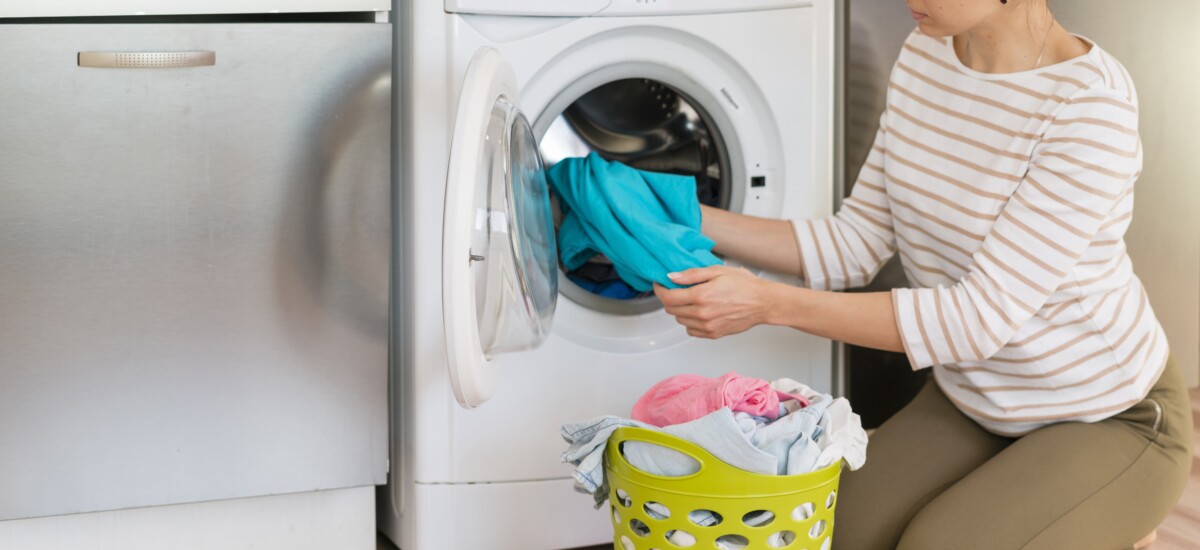 casual-woman-doing-laundry