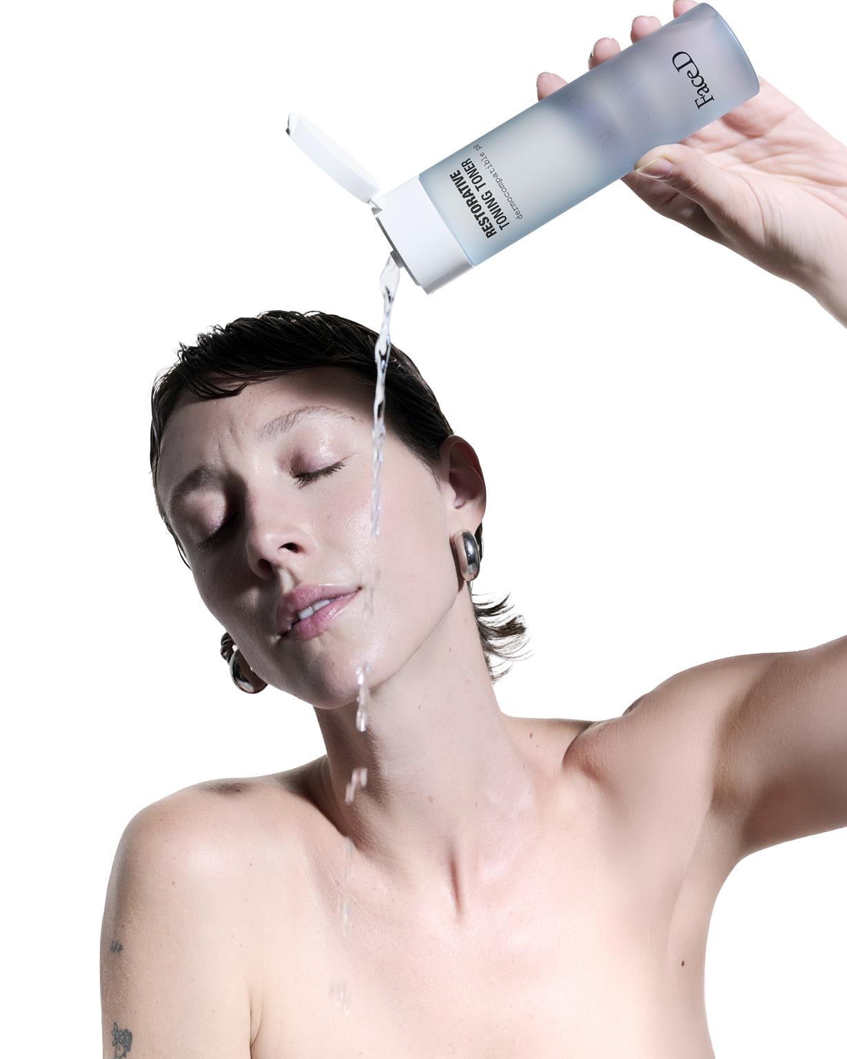 face d skincare semplificata double cleansing e tonico riequilibrante 