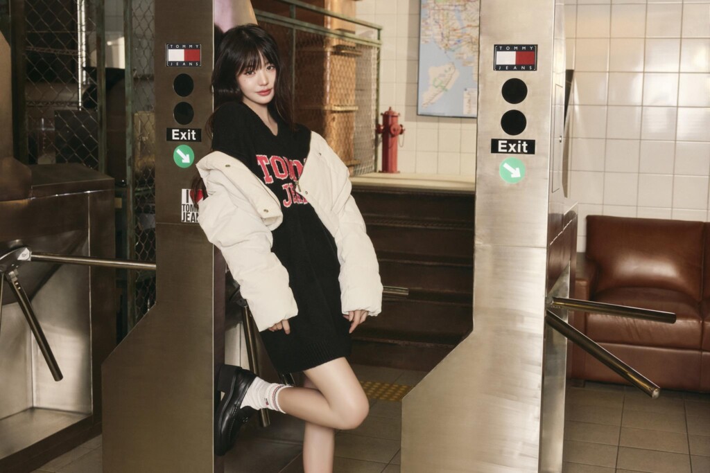 TOMMY HILFIGER_TOMMYJEANS FA25 CAMPAIGN IMAGERY_JANGWONYOUNG_08_1776_M6