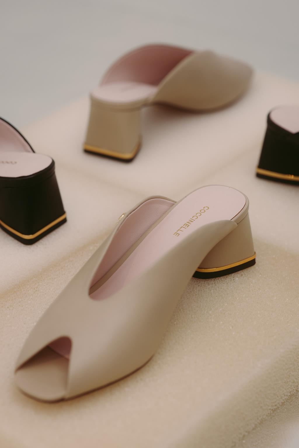 coccinelle borse, accessori calzature scarpe nuova collezione (12)
