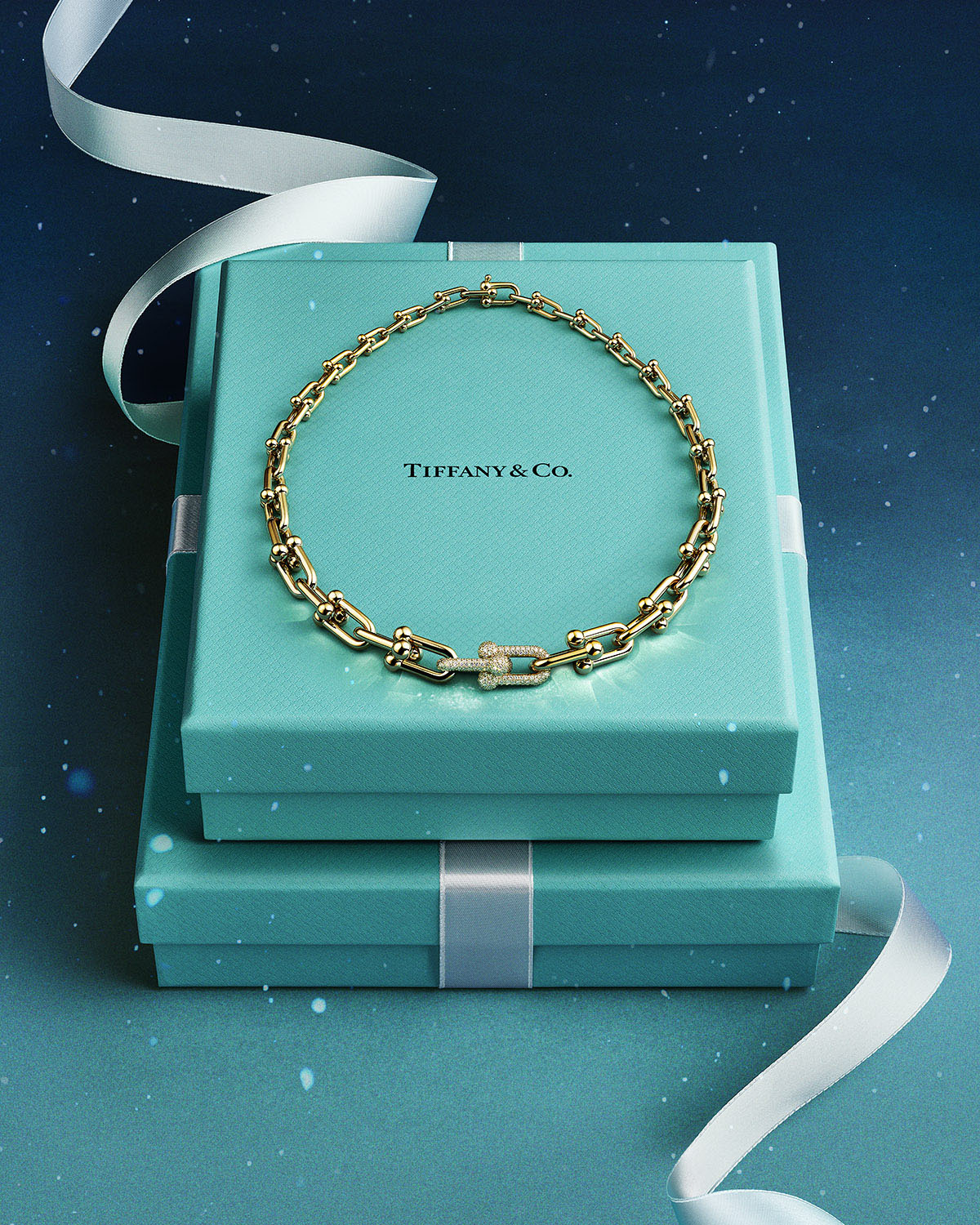 tiffany co natale ana taylor joy
